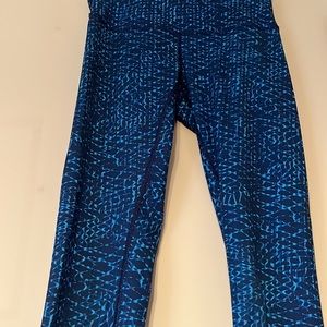 Lululemon leggings size 4